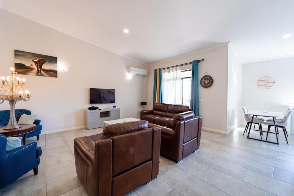 Apartment 127 Platinum Peak ,victoria Falls